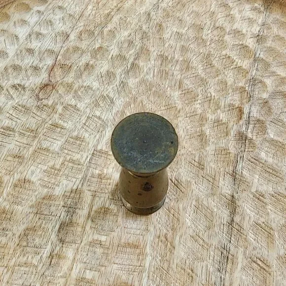 Miniature Brass Vase Vintage - Picture 3 of 8